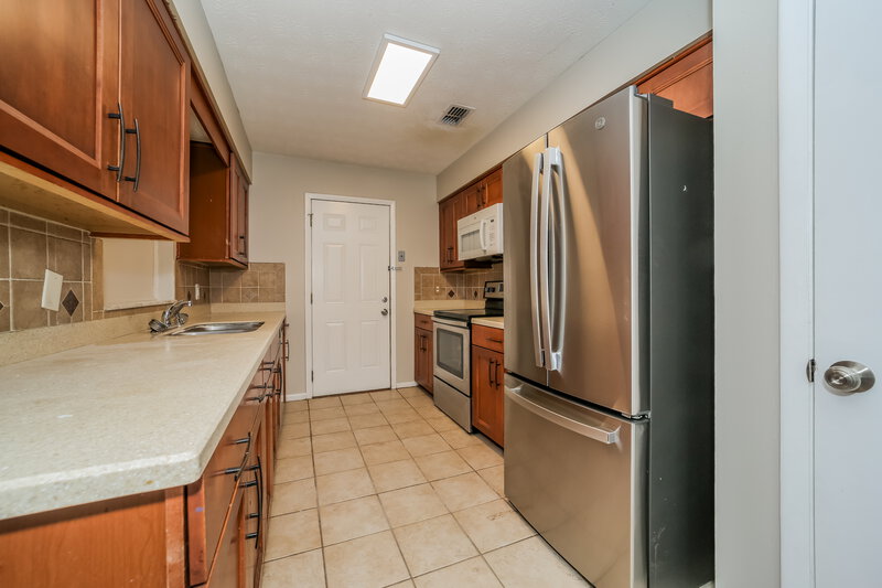 1,845/Mo, 121 Saturn Ln Orange Park, FL 32073 Kitchen View