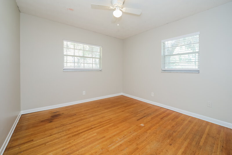 1,845/Mo, 121 Saturn Ln Orange Park, FL 32073 Bedroom View 3