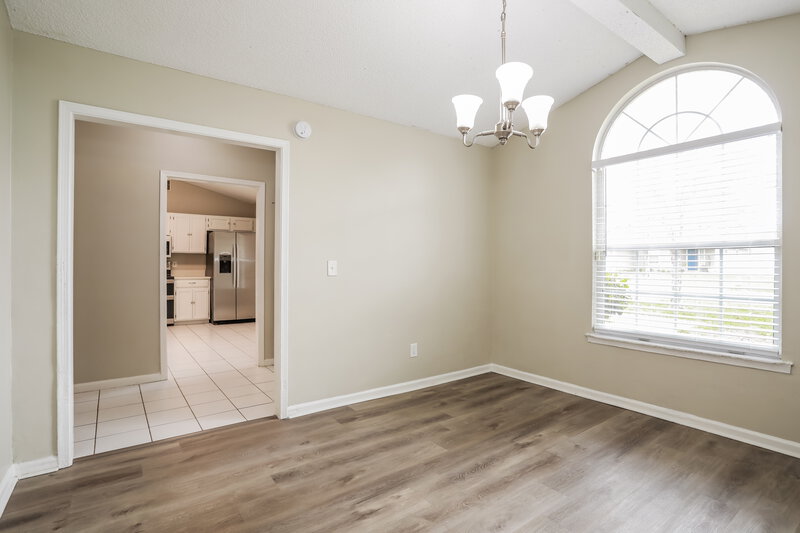 2,290/Mo, 12419 Long Lake Dr N Jacksonville, FL 32225 Dining Room View