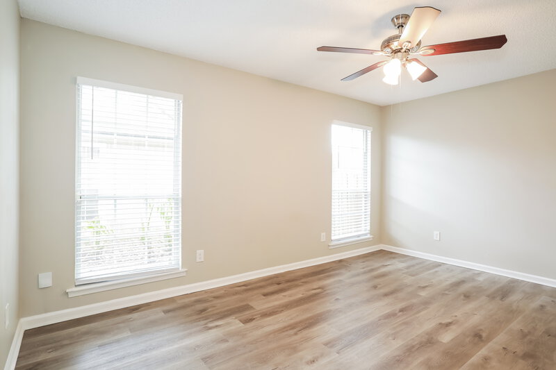 2,290/Mo, 12419 Long Lake Dr N Jacksonville, FL 32225 Main Bedroom View