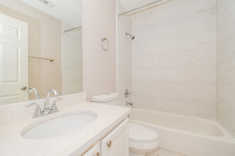 2,090/Mo, 341 Full Moon Trl Jacksonville, FL 32225 Bathroom View