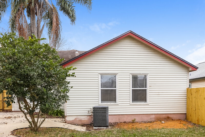 3,110/Mo, 341 Full Moon Trl Jacksonville, FL 32225 Rear View