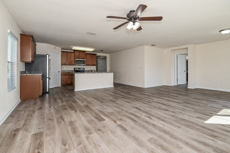 2,170/Mo, 1944 Rock Springs Way Middleburg, FL 32068 Living Room View 2