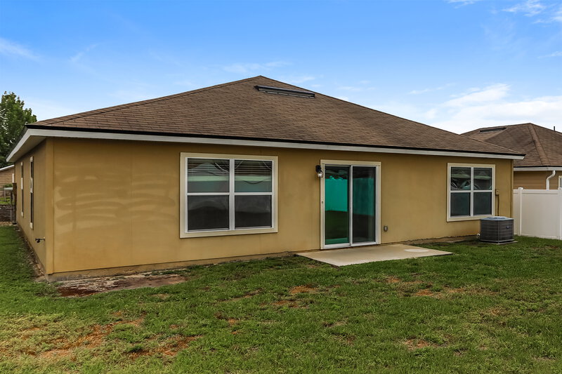 2,085/Mo, 1944 Rock Springs Way Middleburg, FL 32068 Rear View