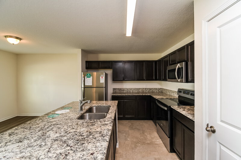 1,800/Mo, 11247 Liberty Square Ct Jacksonville, FL 32221 Kitchen View