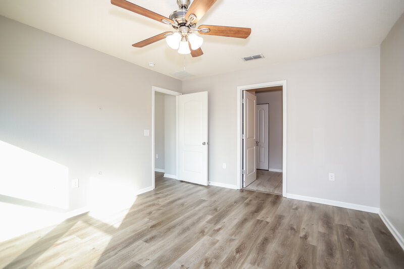 1,995/Mo, 2303 Pebble Point Dr Green Cove Springs, FL 32043 Main Bedroom View