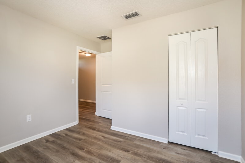 1,995/Mo, 2303 Pebble Point Dr Green Cove Springs, FL 32043 Bedroom View 3