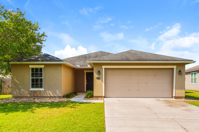 1,965/Mo, 7472 Mishkie Dr Jacksonville, FL 32244 External View