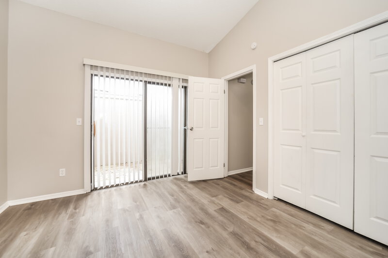 2,105/Mo, 1477 Classic Oak Rd E Jacksonville, FL 32225 Living Room View
