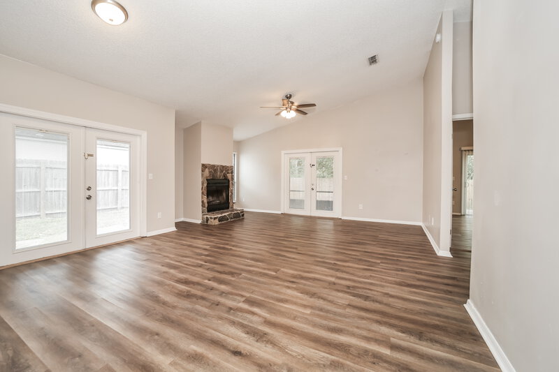 2,105/Mo, 1477 Classic Oak Rd E Jacksonville, FL 32225 Living Room View 2