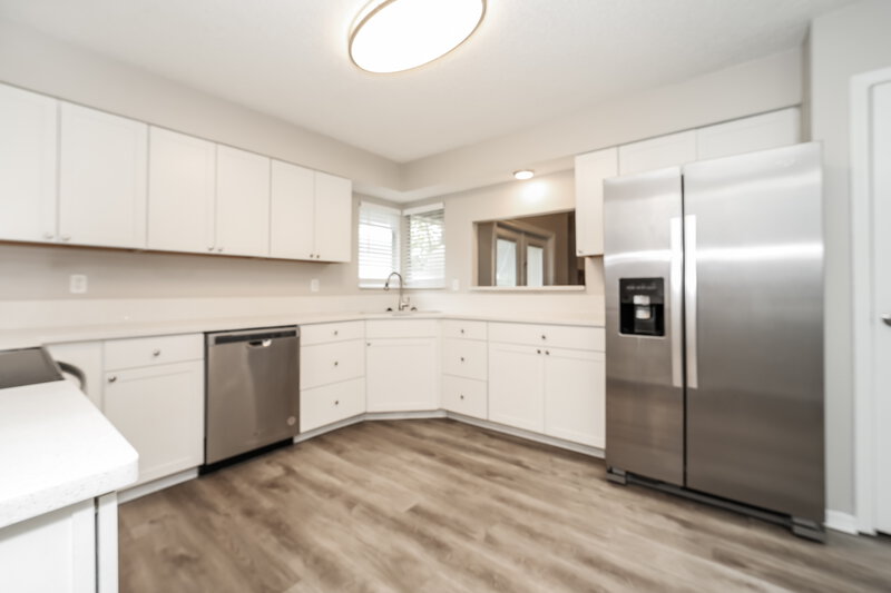 2,105/Mo, 1477 Classic Oak Rd E Jacksonville, FL 32225 Kitchen View 2
