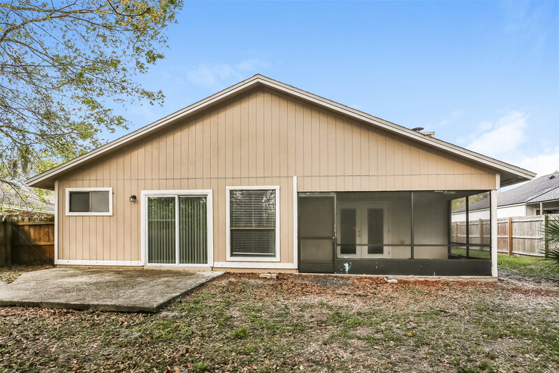2,105/Mo, 1477 Classic Oak Rd E Jacksonville, FL 32225 Rear View 2
