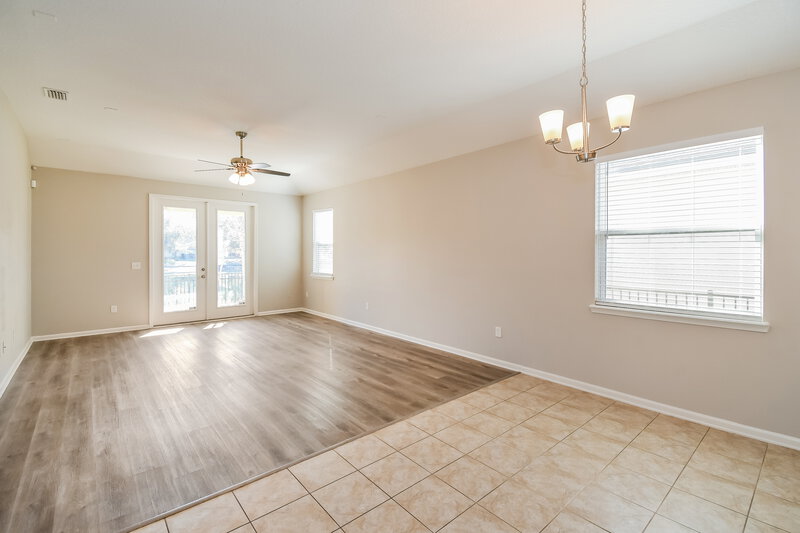 1,825/Mo, 5754 Village Pond Cir Jacksonville, FL 32222 Dining Room View