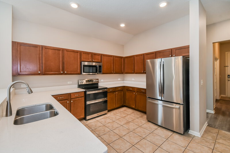 1,825/Mo, 5754 Village Pond Cir Jacksonville, FL 32222 Kitchen View