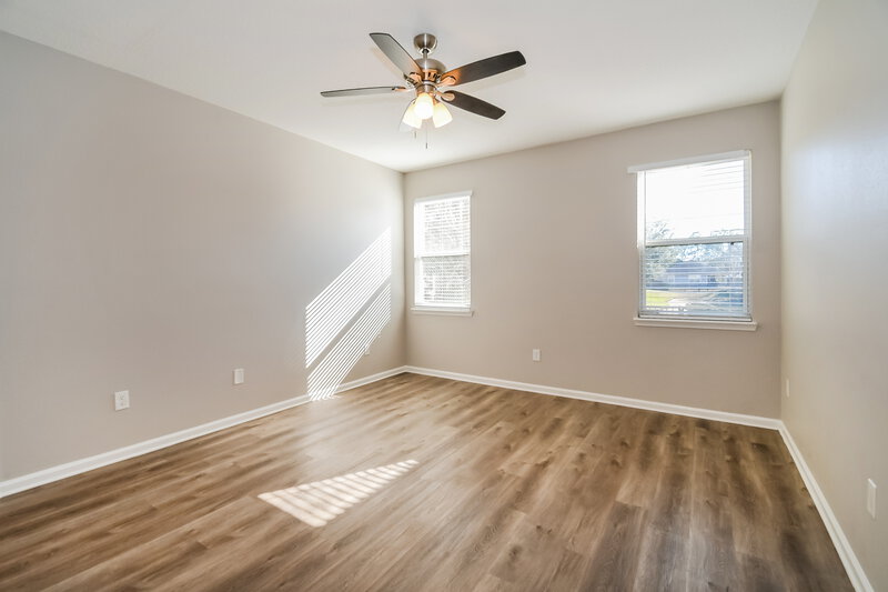 1,825/Mo, 5754 Village Pond Cir Jacksonville, FL 32222 Main Bedroom View