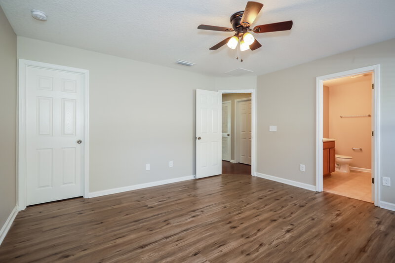 2,135/Mo, 136 Carnation St Saint Johns, FL 32259 Main Bedroom View