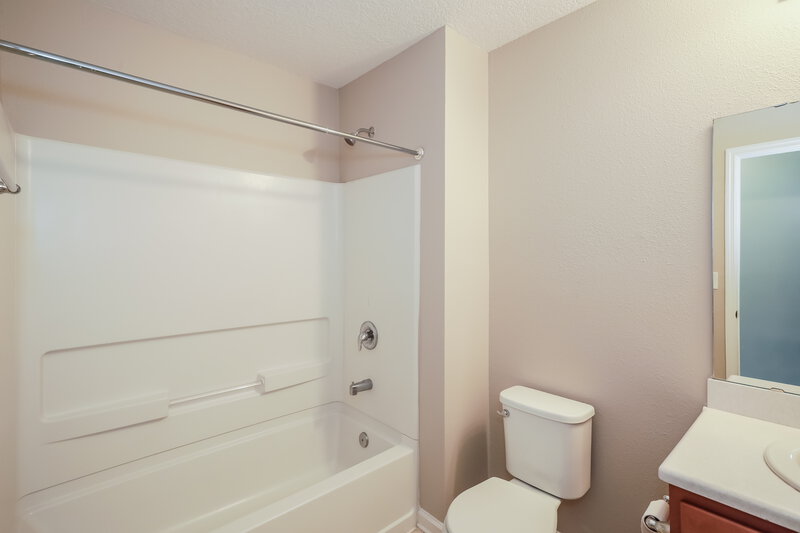 2,135/Mo, 136 Carnation St Saint Johns, FL 32259 Bathroom View