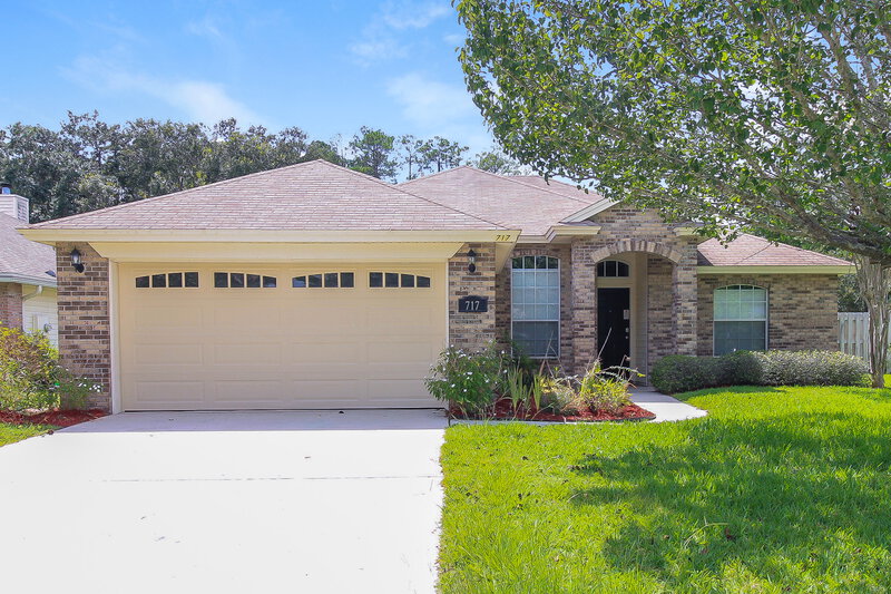 2,310/Mo, 717 S Lake Cunningham Ave Saint Johns, FL 32259 External View
