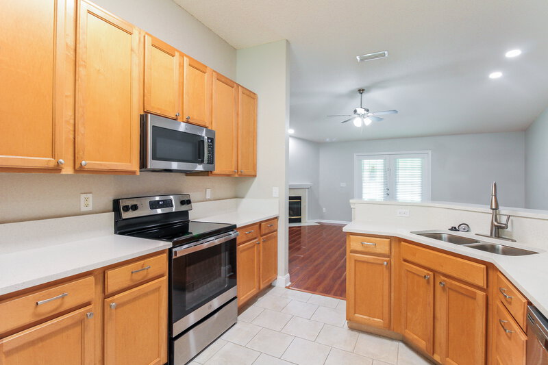 2,310/Mo, 717 S Lake Cunningham Ave Saint Johns, FL 32259 Misc View 7