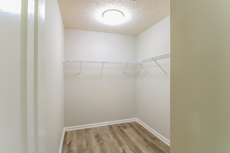 2,310/Mo, 717 S Lake Cunningham Ave Saint Johns, FL 32259 Amenities View