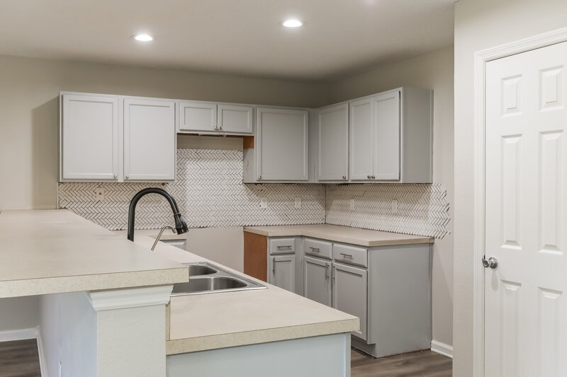 1,960/Mo, 7497 Steventon Way Jacksonville, FL 32244 Kitchen View