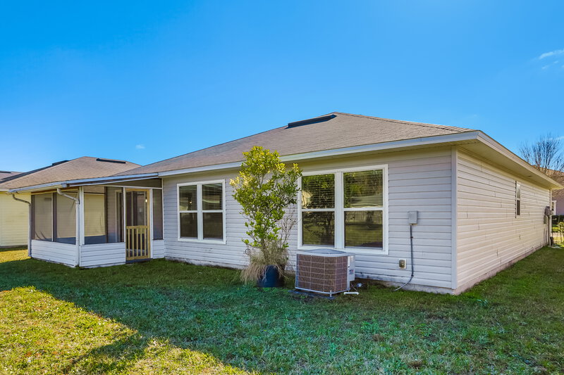 1,960/Mo, 7497 Steventon Way Jacksonville, FL 32244 Rear View 2