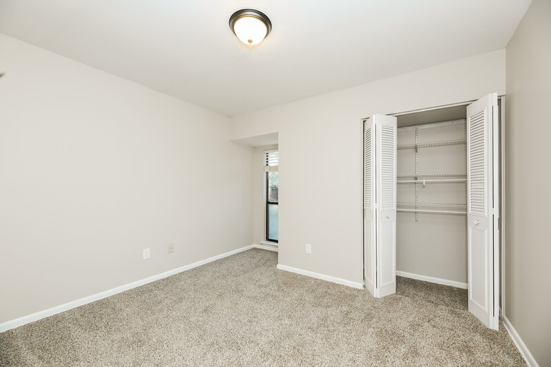 1,930/Mo, 10371 Arrow Bluff Ct Jacksonville, FL 32257 Bedroom View 3