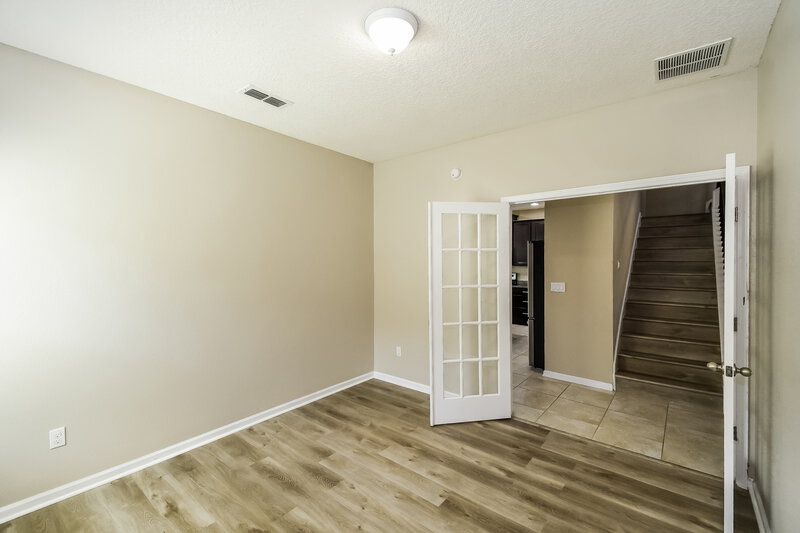 2,740/Mo, 918 Glendale Ln Orange Park, FL 32065 Office View