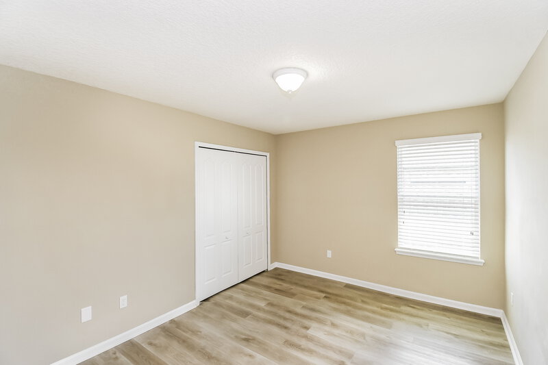 2,740/Mo, 918 Glendale Ln Orange Park, FL 32065 Bedroom View 2