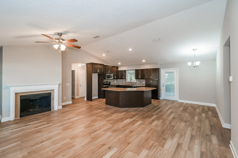 2,155/Mo, 11256 Garden Moss Cir N Jacksonville, FL 32257 Living Room View 2