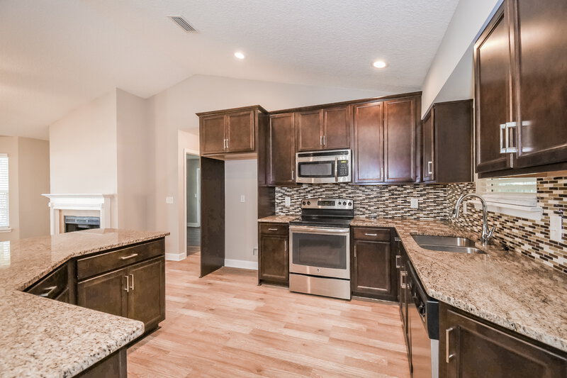 2,155/Mo, 11256 Garden Moss Cir N Jacksonville, FL 32257 Kitchen View