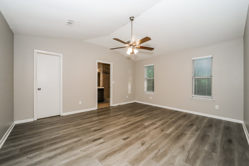 2,650/Mo, 4782 Cinnamon Fern Dr Jacksonville, FL 32210 Main Bedroom View 2