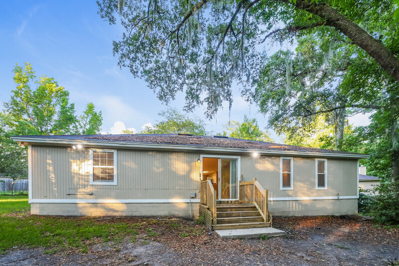2,650/Mo, 4782 Cinnamon Fern Dr Jacksonville, FL 32210 Rear View