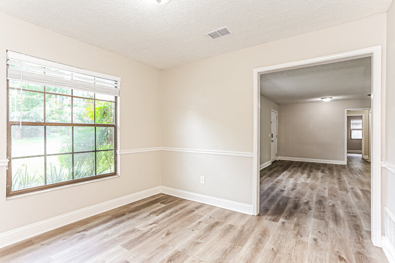 2,115/Mo, 2553 Sandlewood Cir Orange Park, FL 32065 Family Room View 2