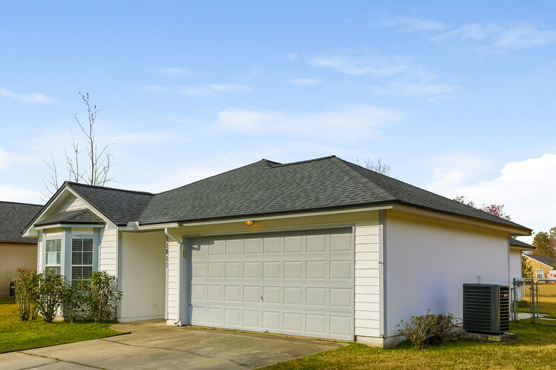 1,810/Mo, 1811 Sheraton Lakes Cir Middleburg, FL 32068 Front View 2
