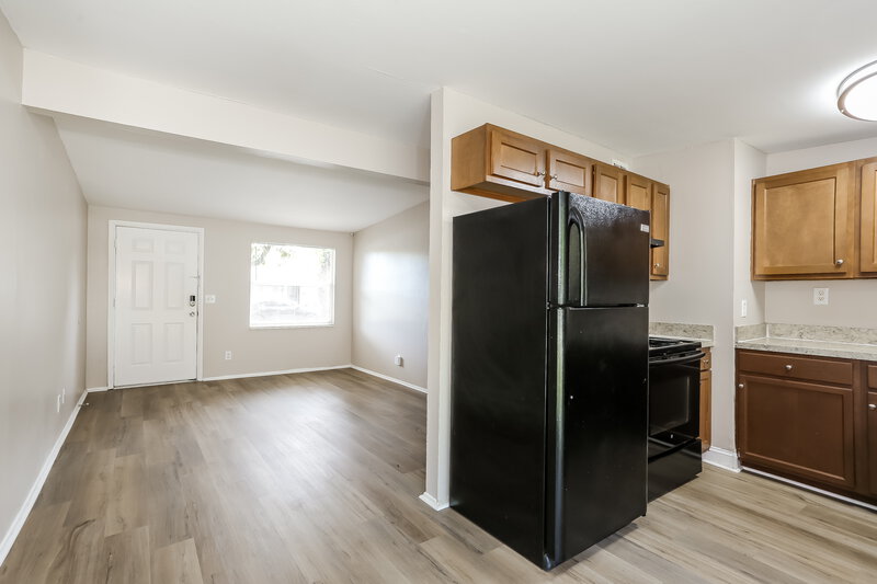 1,920/Mo, 1009 Beckner Ave Jacksonville, FL 32218 Dining Room View 2