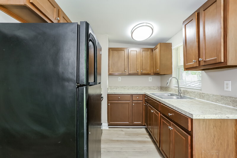 1,920/Mo, 1009 Beckner Ave Jacksonville, FL 32218 Kitchen View