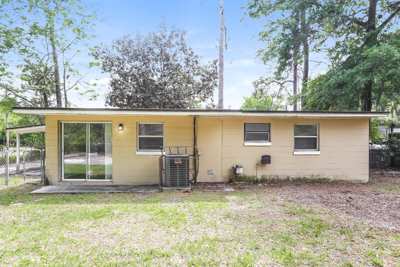 1,920/Mo, 1009 Beckner Ave Jacksonville, FL 32218 Rear View