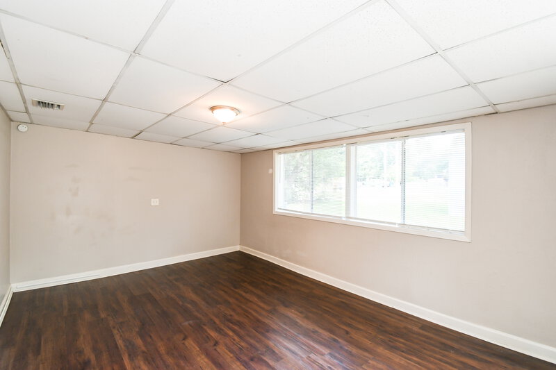 1,315/Mo, 10513 Suomi St Jacksonville, FL 32218 Living Room View 2
