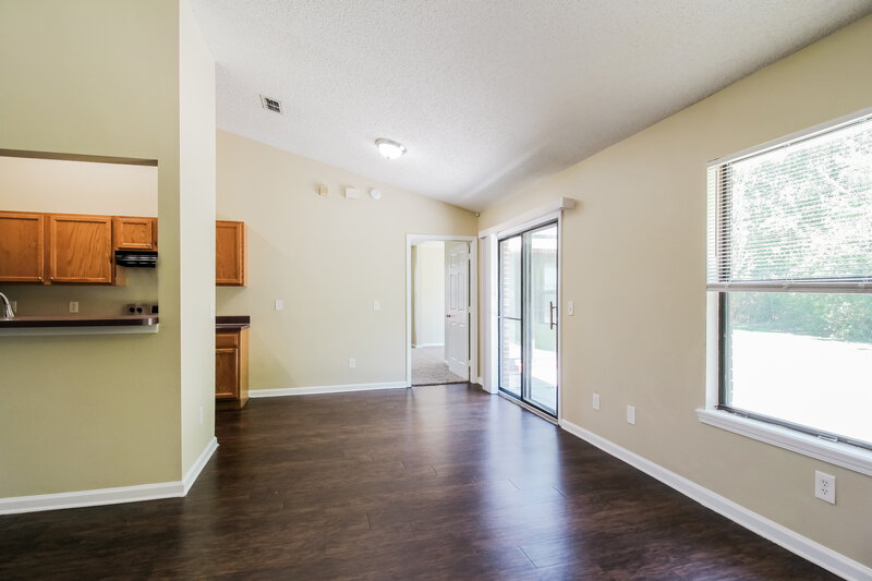 2,190/Mo, 10873 Lydia Estates Dr E Jacksonville, FL 32218 Breakfast Nook View