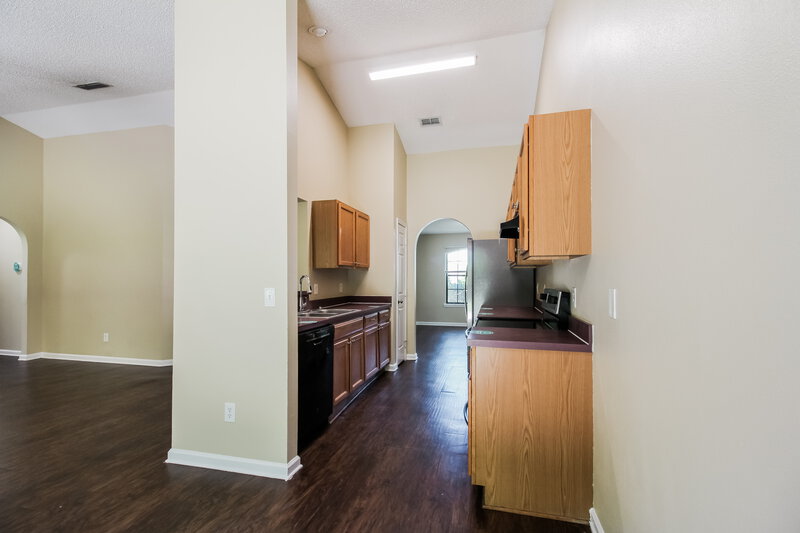 2,190/Mo, 10873 Lydia Estates Dr E Jacksonville, FL 32218 Kitchen View