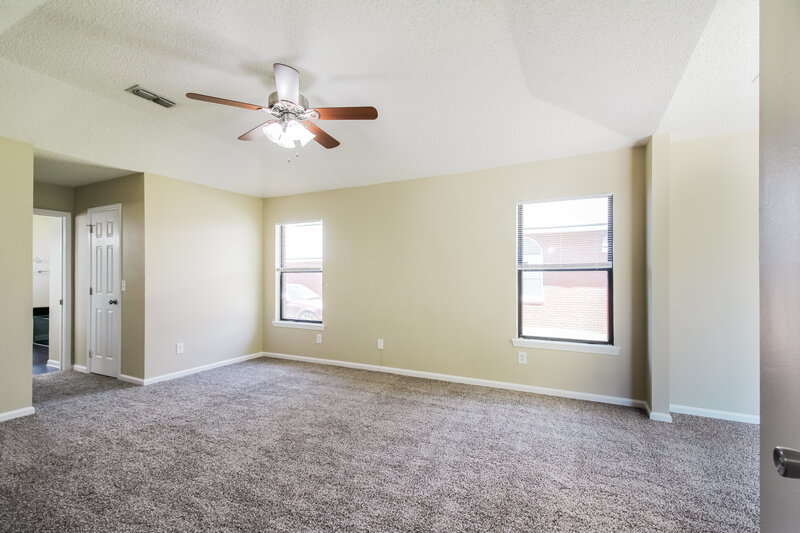 2,190/Mo, 10873 Lydia Estates Dr E Jacksonville, FL 32218 Main Bedroom View