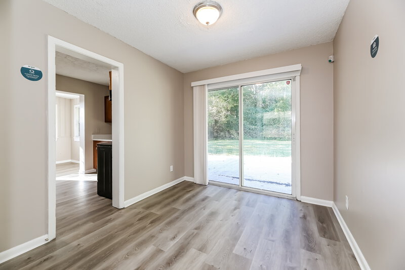 1,535/Mo, 1104 Le Brun Dr Jacksonville, FL 32205 Dining Room View