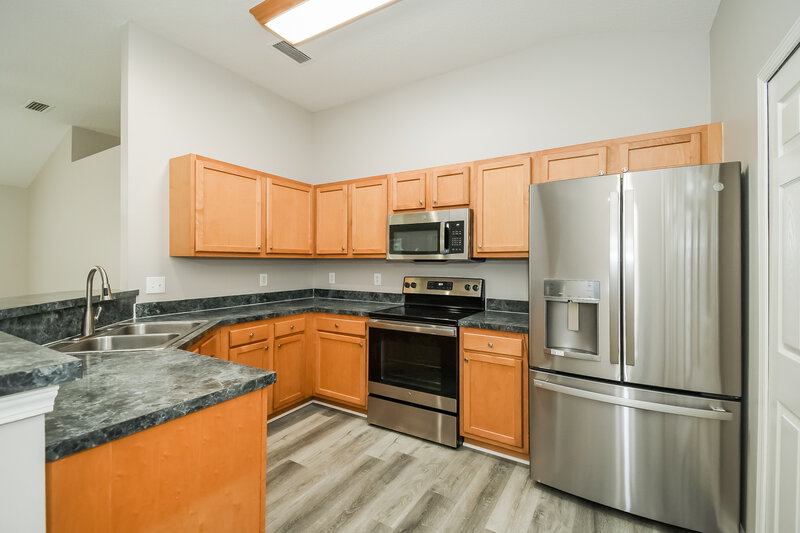 1,525/Mo, 1104 Saint Clair St Jacksonville, FL 32254 Kitchen View