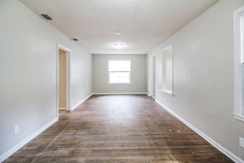 1,315/Mo, 1126 Bunker Hill Blvd Jacksonville, FL 32208 Living Room View 2