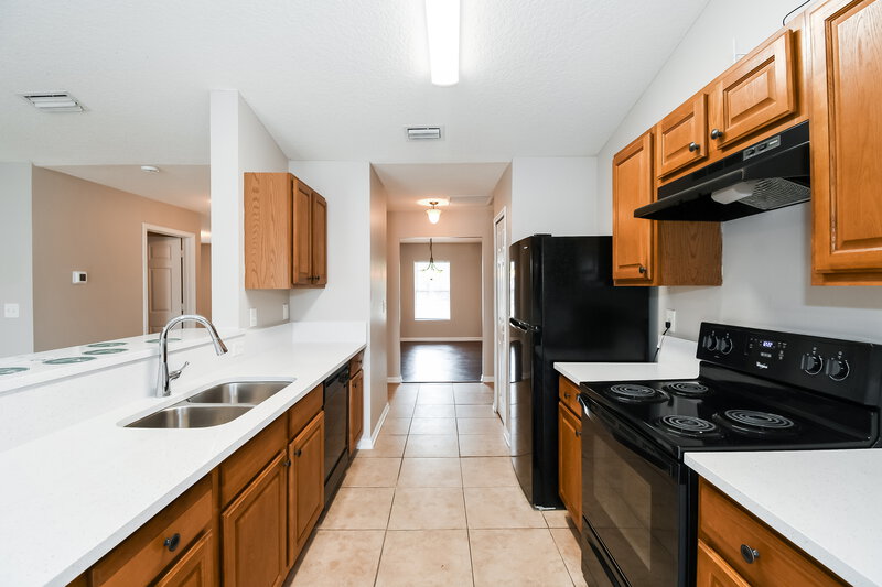 2,175/Mo, 11266 Silver Key Dr Jacksonville, FL 32218 Kitchen View