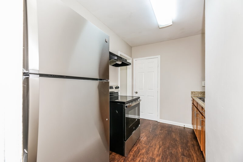1,165/Mo, 1172 Monmouth Way Jacksonville, FL 32208 Kitchen View 2