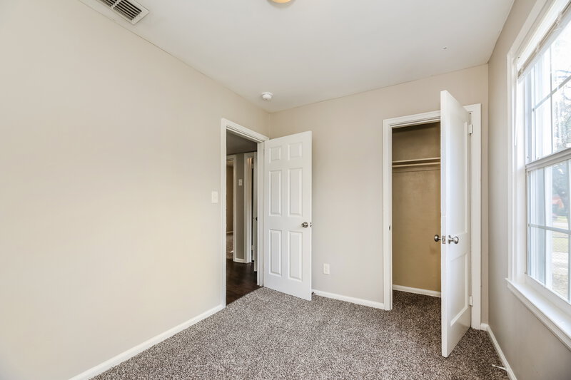 1,165/Mo, 1172 Monmouth Way Jacksonville, FL 32208 Bedroom View 4