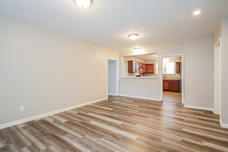 1,415/Mo, 1198 W 10th St Jacksonville, FL 32209 Living Room View