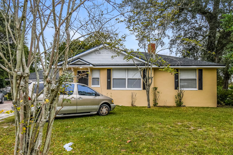 0/Mo, 129 Lawton Ave Jacksonville, FL 32208 External View